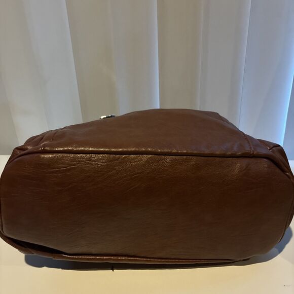 Sam & Hadley Brown Faux Leather Shoulder Bag- Excellent Used Condition - Picture 7 of 10